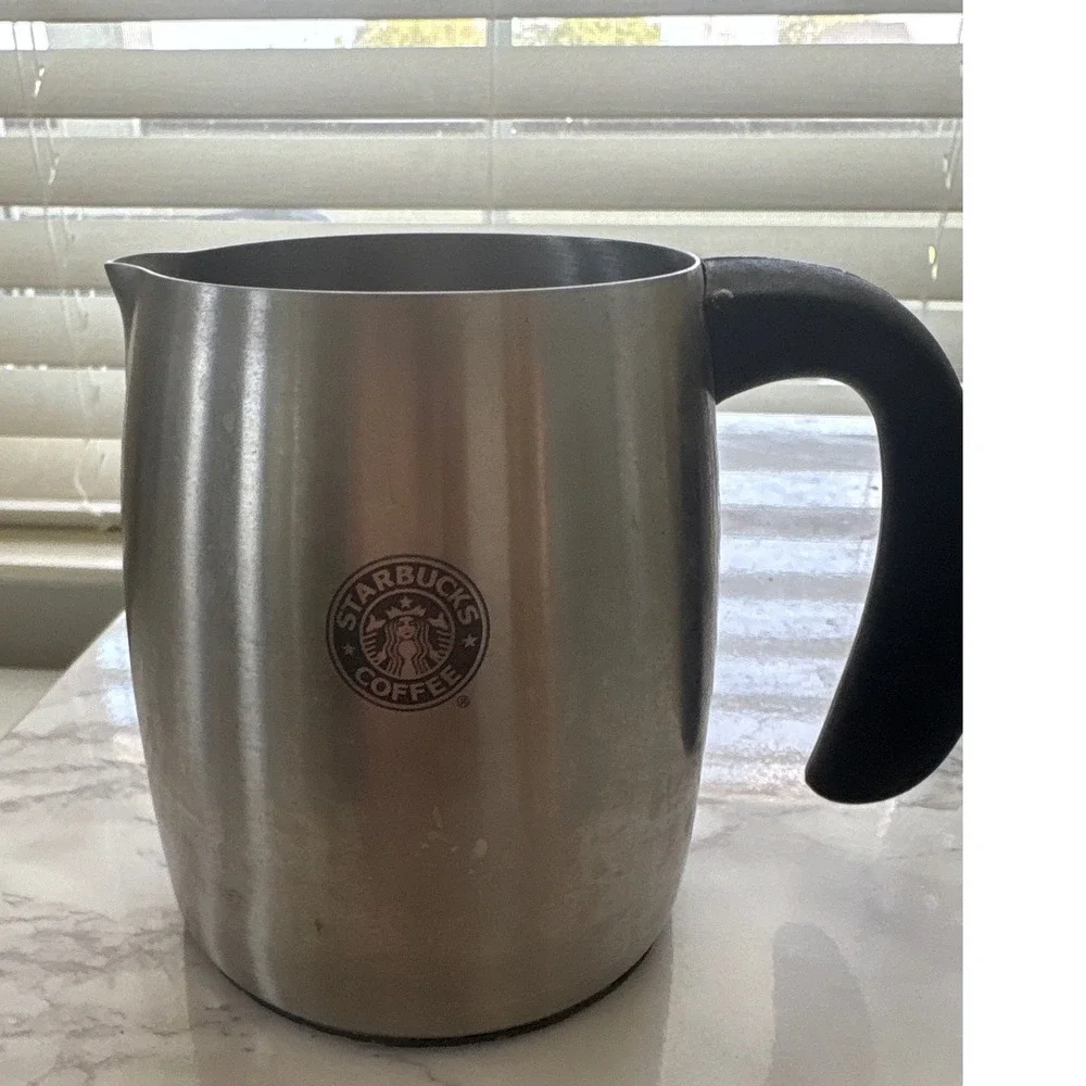 Starbucks Coffee 2006 Stainless Steel Milk Frothing Pitcher 16oz Silver Black